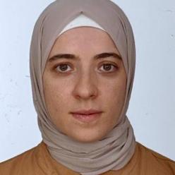 Hale Zarzori
